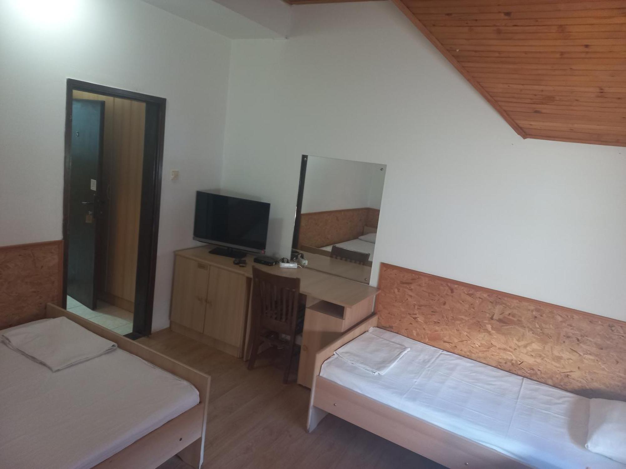 Hotel Duga Novi Sad Luaran gambar