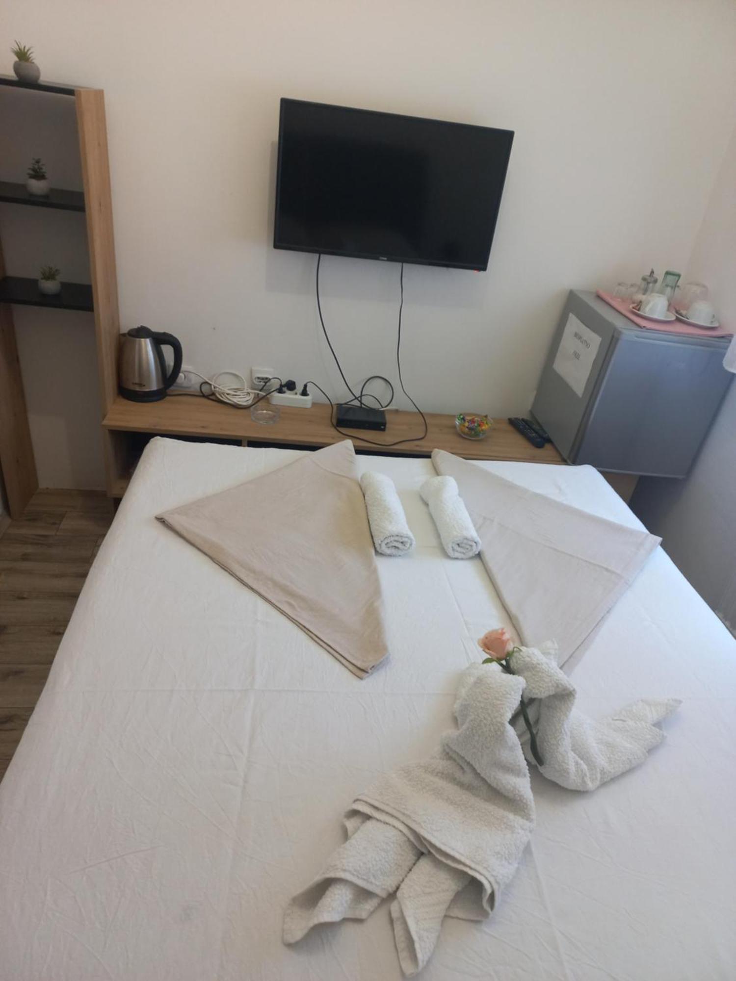 Hotel Duga Novi Sad Luaran gambar